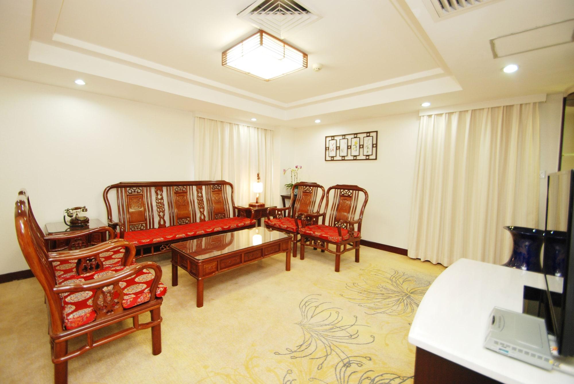 Overseas Chinese Friendship Hotel Cantón Exterior foto