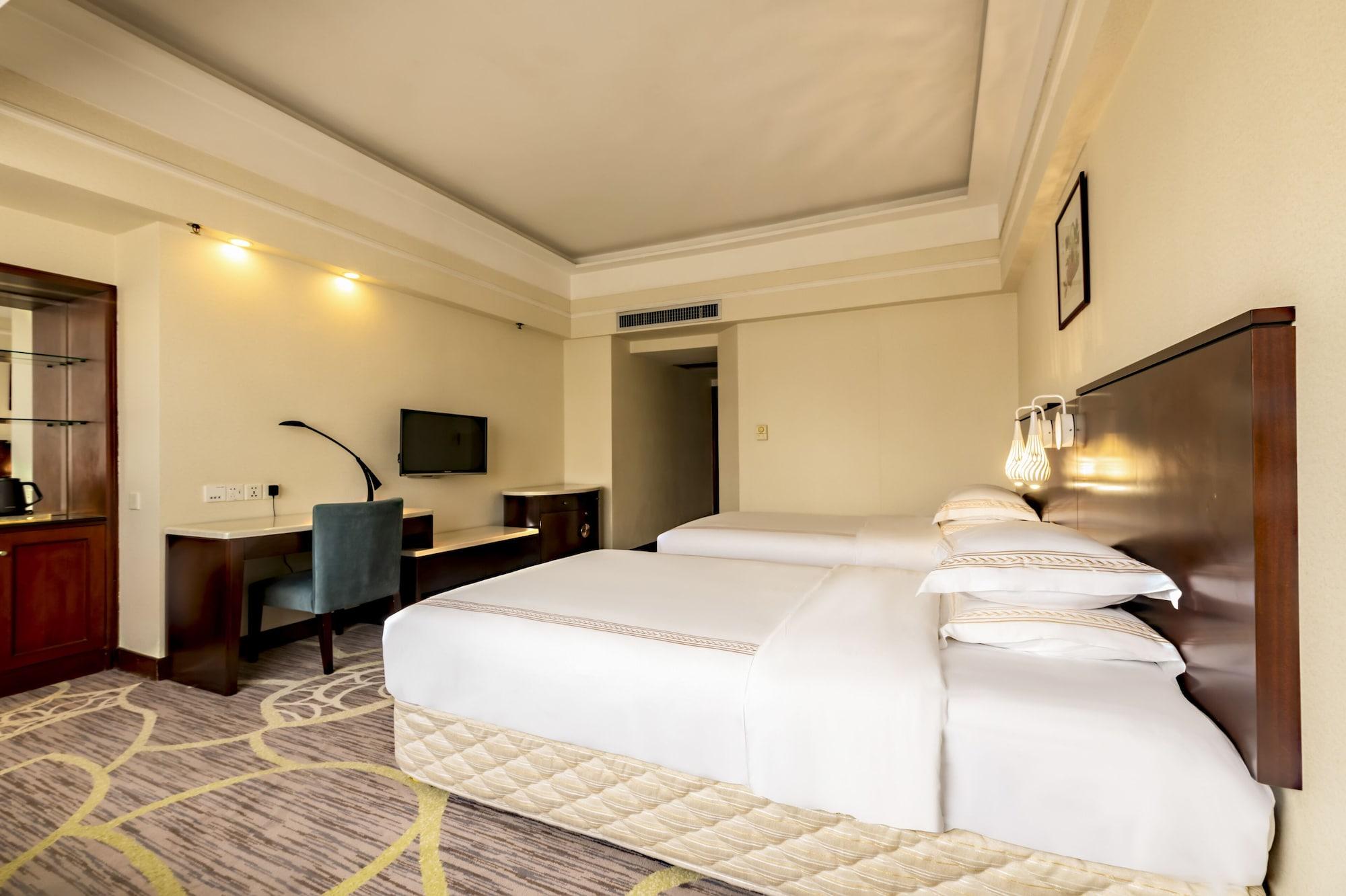 Overseas Chinese Friendship Hotel Cantón Exterior foto