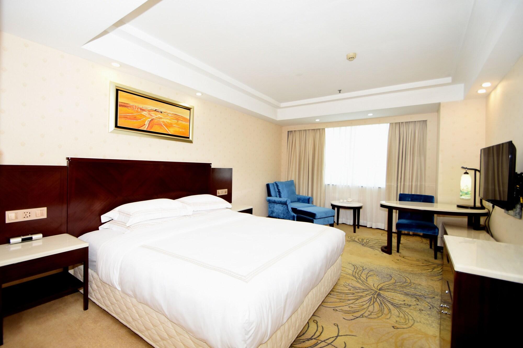 Overseas Chinese Friendship Hotel Cantón Exterior foto